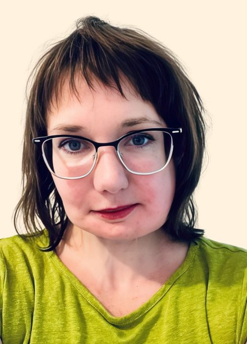 Mrs. Leslie Berumen, Therapist