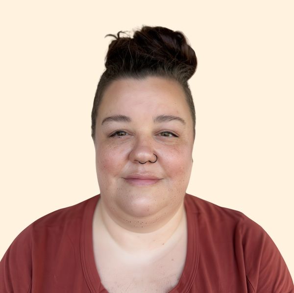 Allyson Huett, Therapist