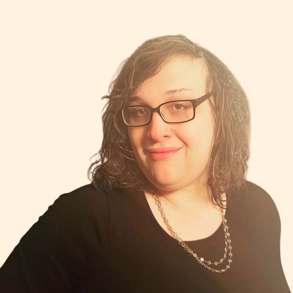 Julia Sostrin, Therapist