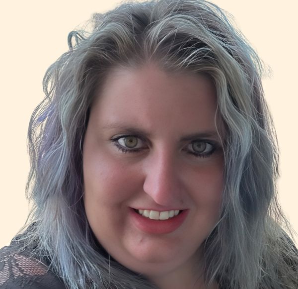 Kara Harms, Therapist