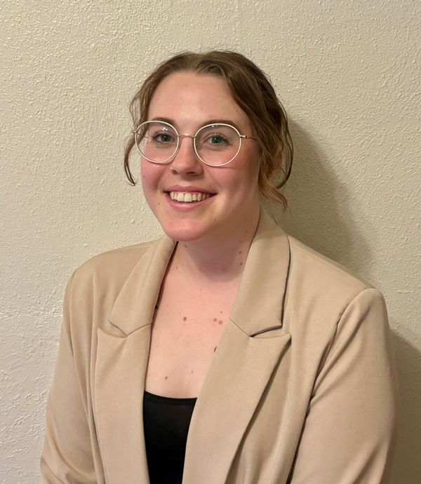 Kylie Schwabe, Psychologist