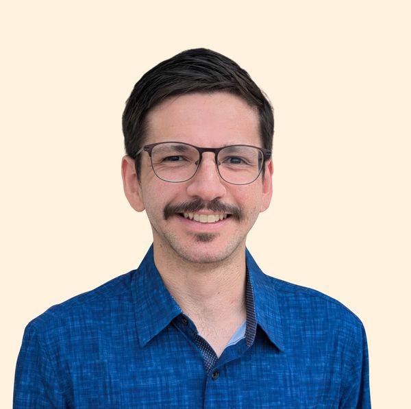 Diego Roman, Therapist