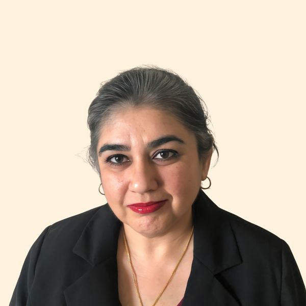 Sonia Sandhu, Therapist