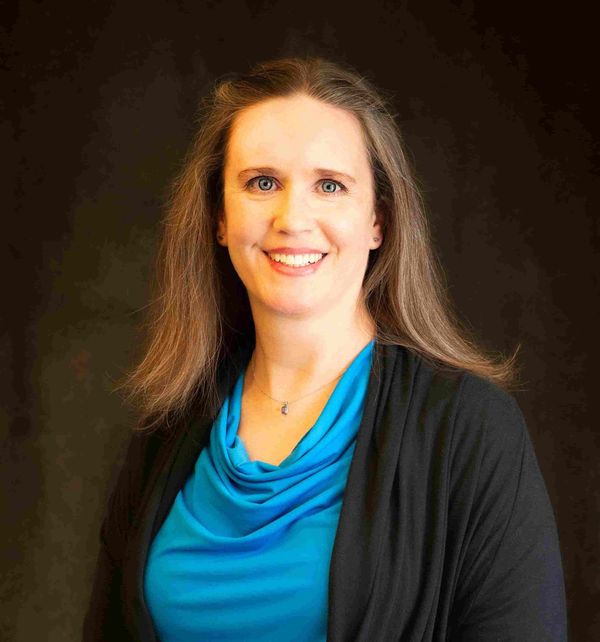 Meegan Urbanek, Therapist