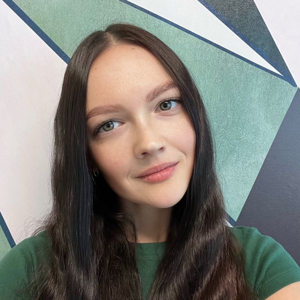 Mariia Sen, Therapist