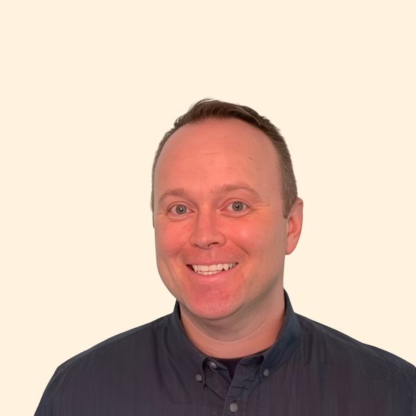Drew Thompson, Therapist