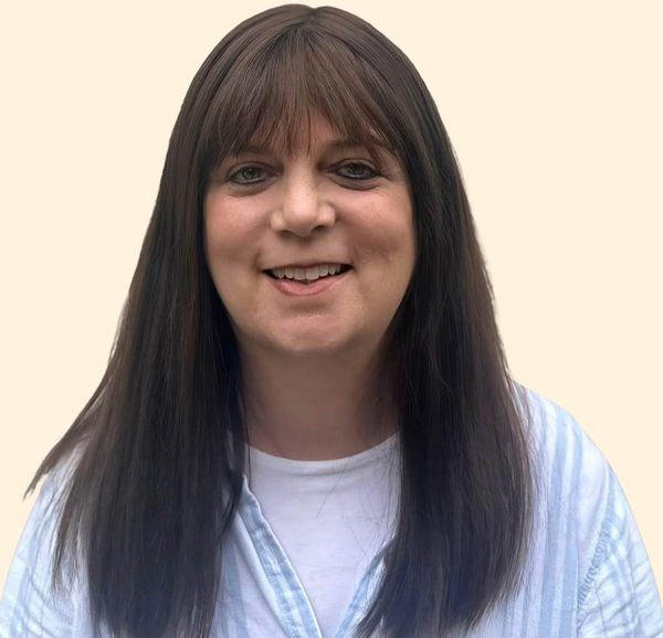 Tracey Vaiselberg, Therapist