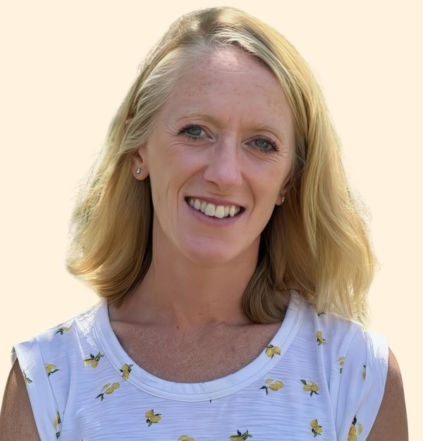 Christy Lynch, Therapist