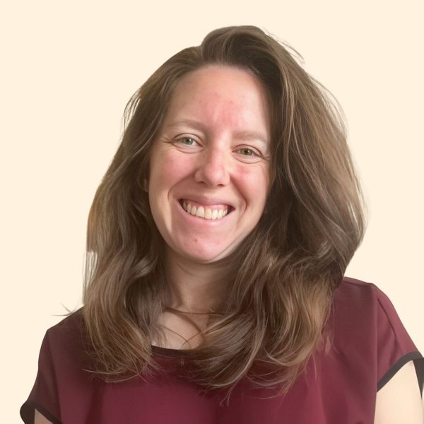 Kaitlyn Vranek, Therapist