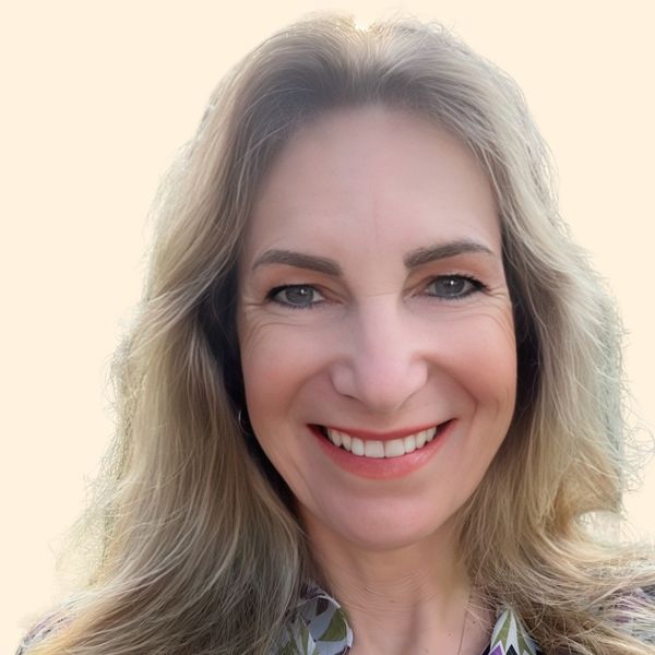Tammy McCallister, Therapist
