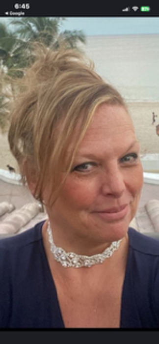 Colleen Doran, Therapist