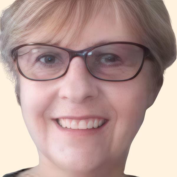Consuelo Woodland, Therapist