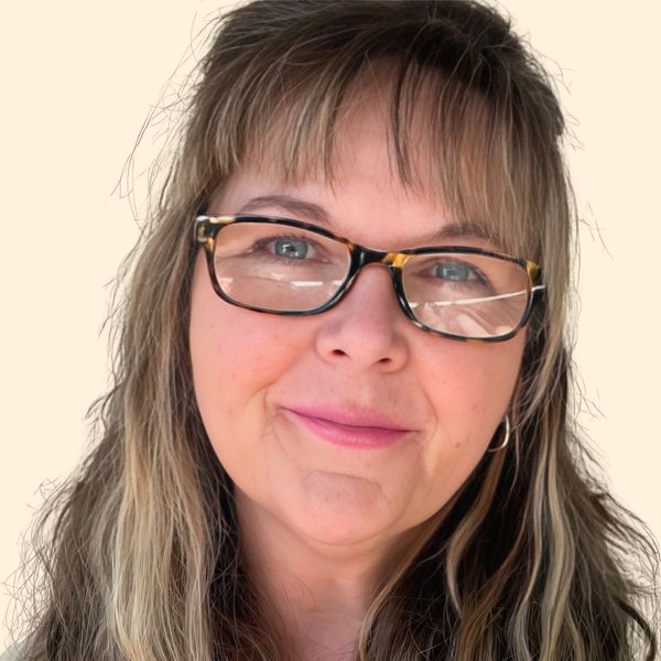 Donna McDermott, Therapist