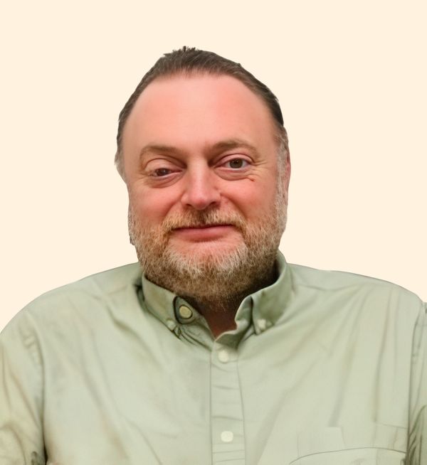 Charlie Fisette, Therapist