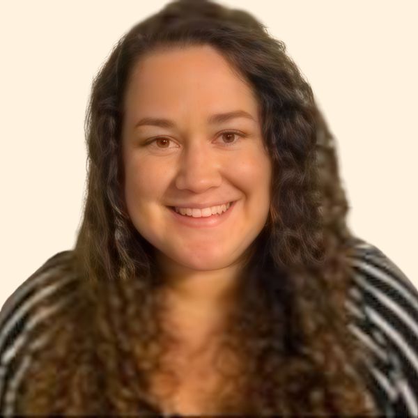Kelsea Chavis, Therapist