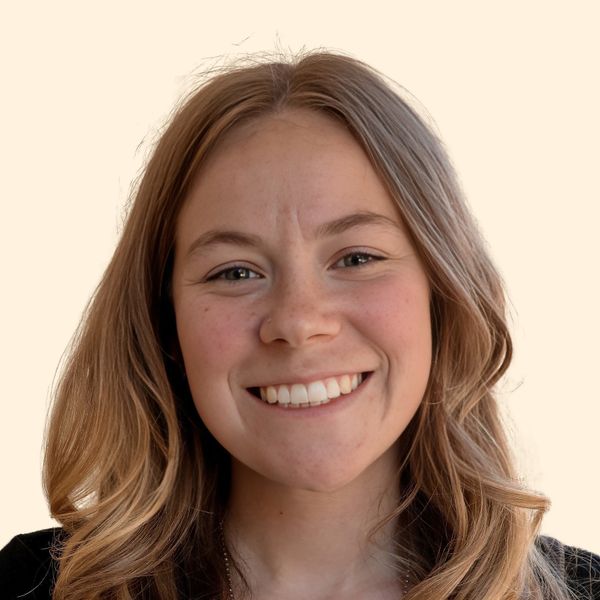 Maddy Kasperski, Therapist