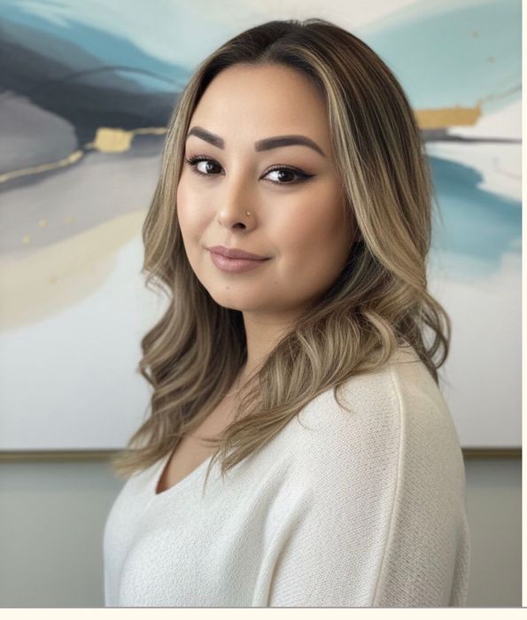 Ashley Womer, Therapist