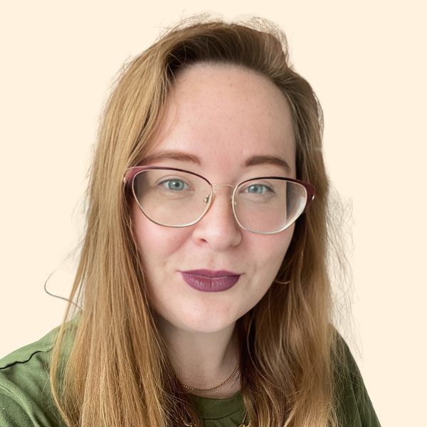Emily Parsons, Therapist
