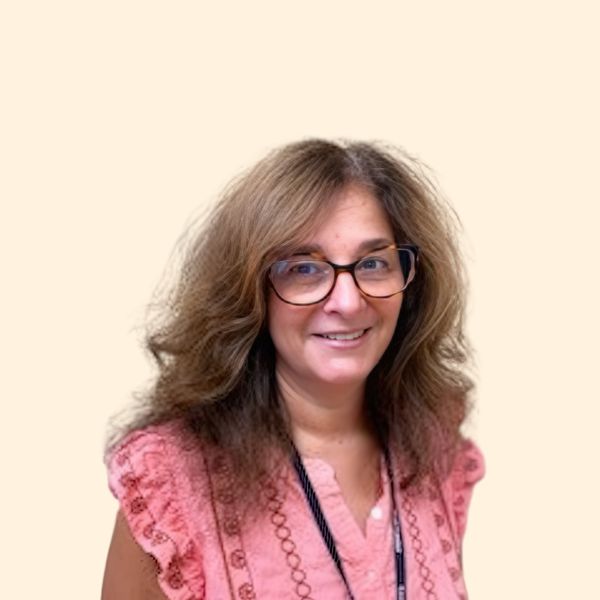 Julie Curtis, Therapist