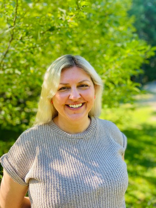 Sarah Andreotta, Therapist