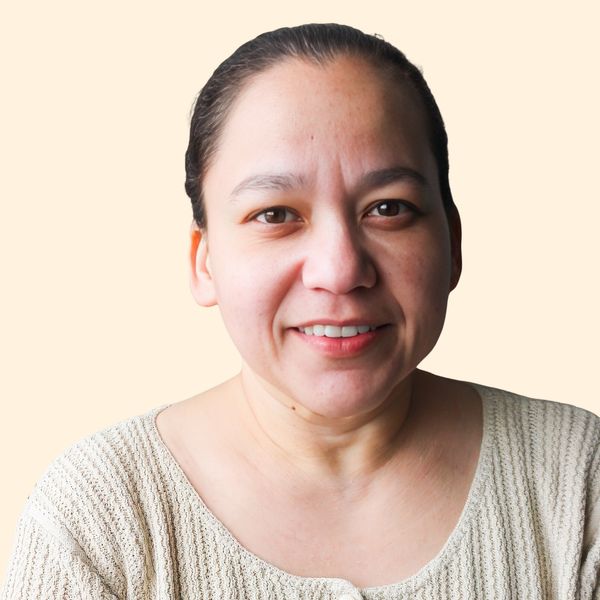 Laura Tuscani, Therapist
