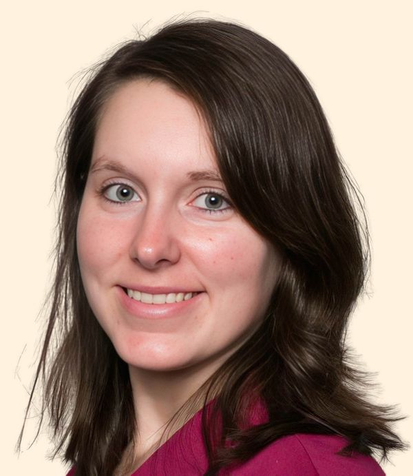 Laura Holmberg, Therapist