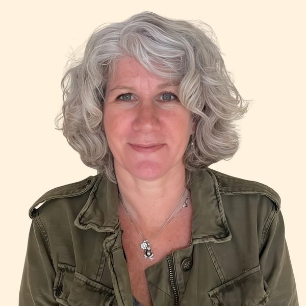 Lauri Lowenbraun, Psychiatrist