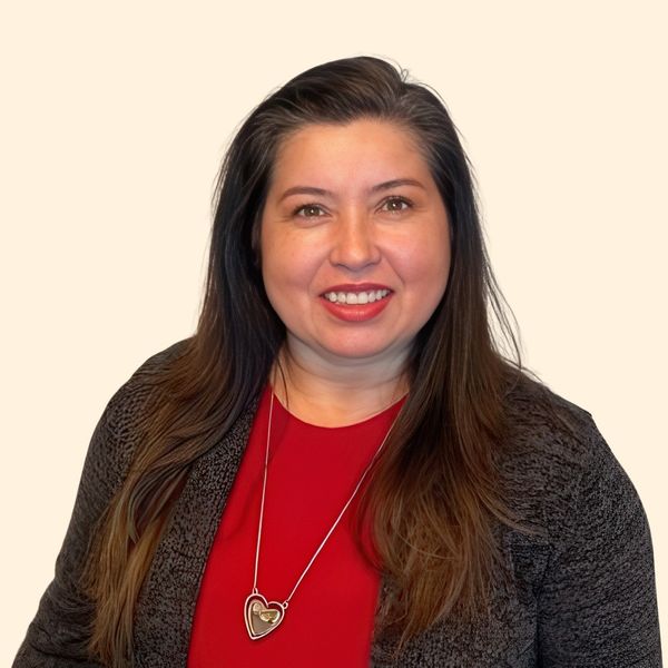 Sandra Dunn, Therapist