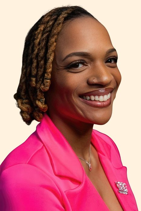 Brittni Petersen, Therapist
