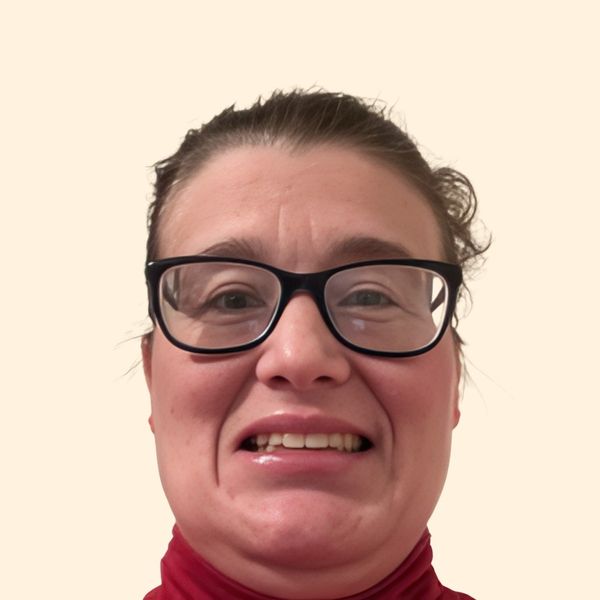 Melissa Romell, Therapist