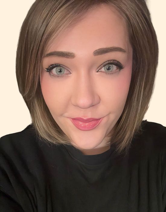 Emily Jones, Therapist