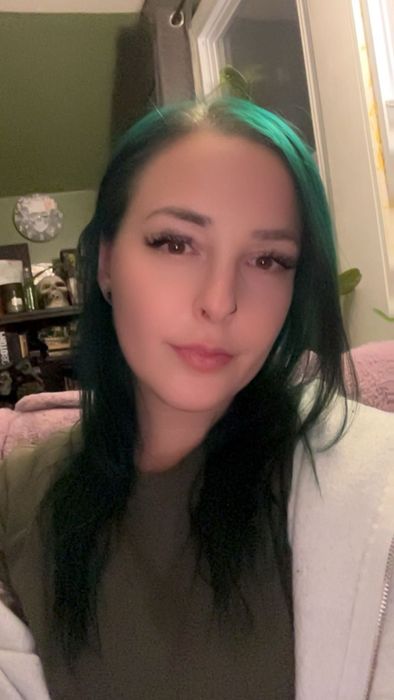 Brittany Ulmer, Therapist