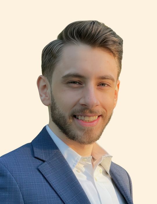 Daniel Brandys, Therapist