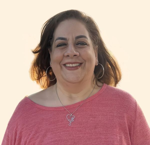 Ines Vilar, Therapist