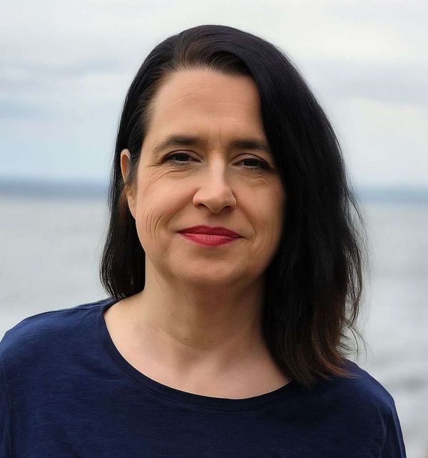 April Hamilton, Therapy Clinician