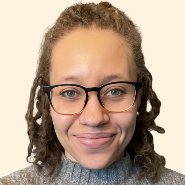 Sydnie Spearman, Therapist