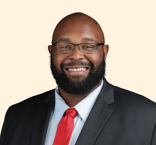 Jayson Harvey, Therapist