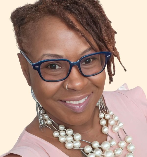 Lutisha Wade, Therapist