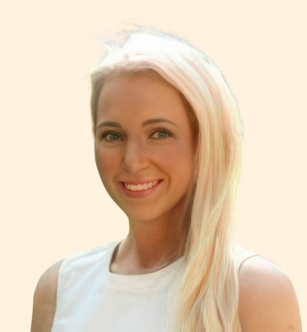 Natalie Harvey, Therapist