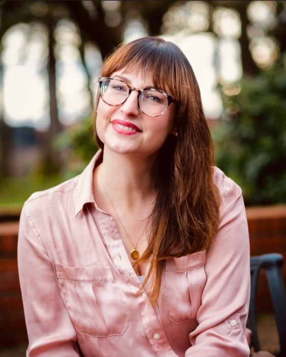 Leslie Clements, Therapist
