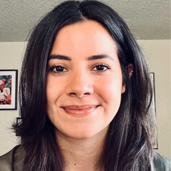 Melissa Flor de Liz, Therapist