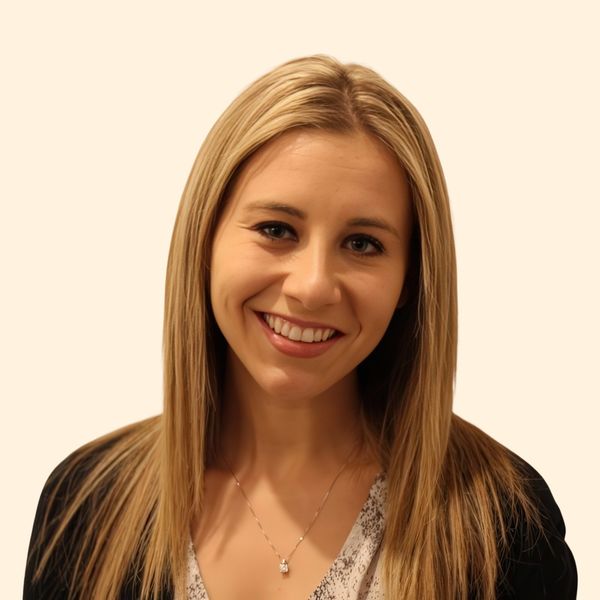 Allison Schoenewald, Therapist