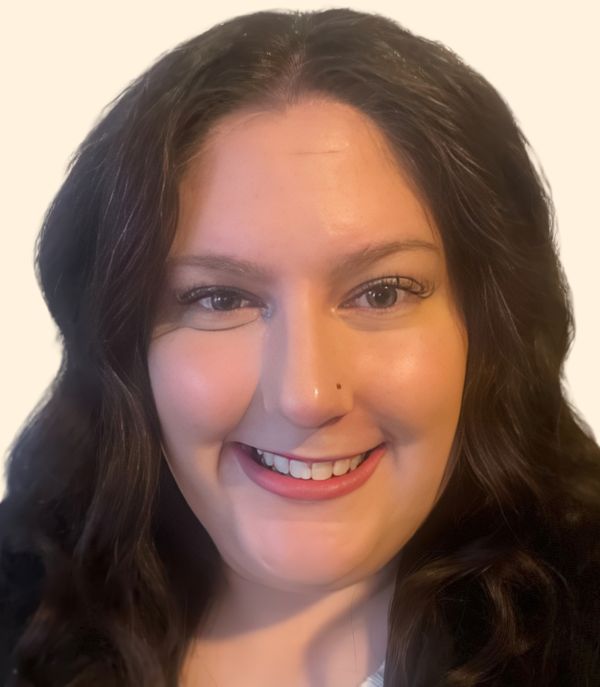 Brittany Davison, Therapist