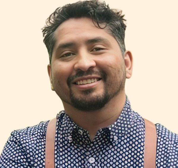 Jonathan Morales, Therapist