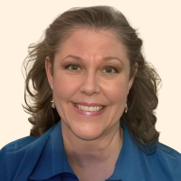 Debbie Maxwell, Therapist