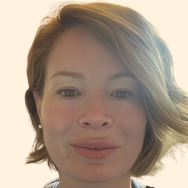 Naomi Midura, Therapist