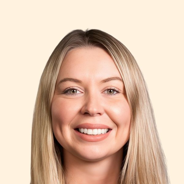 Cassidy Evanich, Therapist