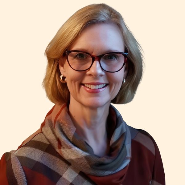 Cynthia Angell, Therapist