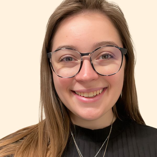 Samantha Rogalski, Therapist