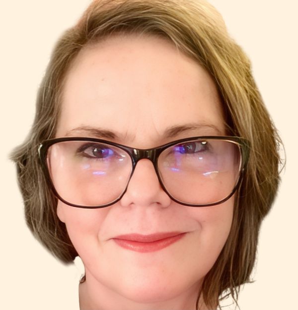 Lydia Huber, Therapist